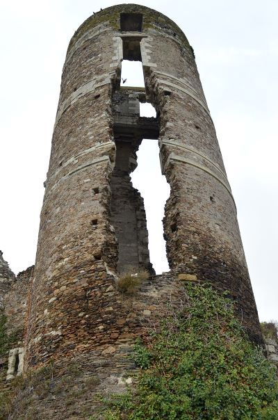 Champtoc sur Loire Ruines 2400